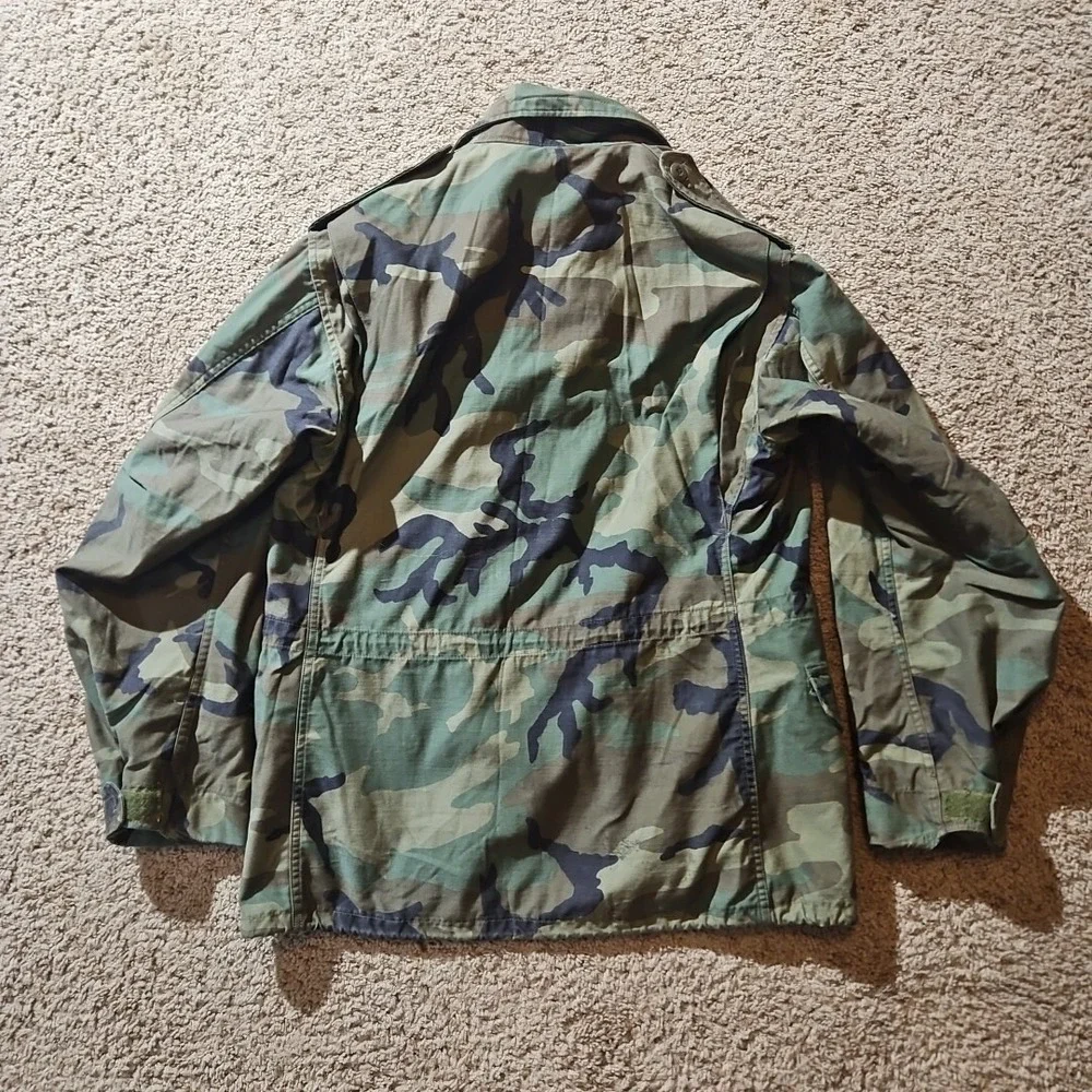 US Army Cold‎ Weather Field Jacket Woodland Camo Men's Medium Regular